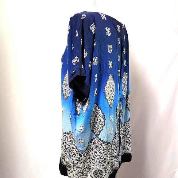 Chico's Exotic Ornaments Adelina Top Size 3 (XL) Ombre Colors Stretch Pullover - Picture 12 of 13